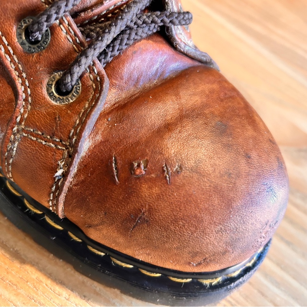 Dr. Martens Brown Leather Men's Boots - Picture 11 of 12